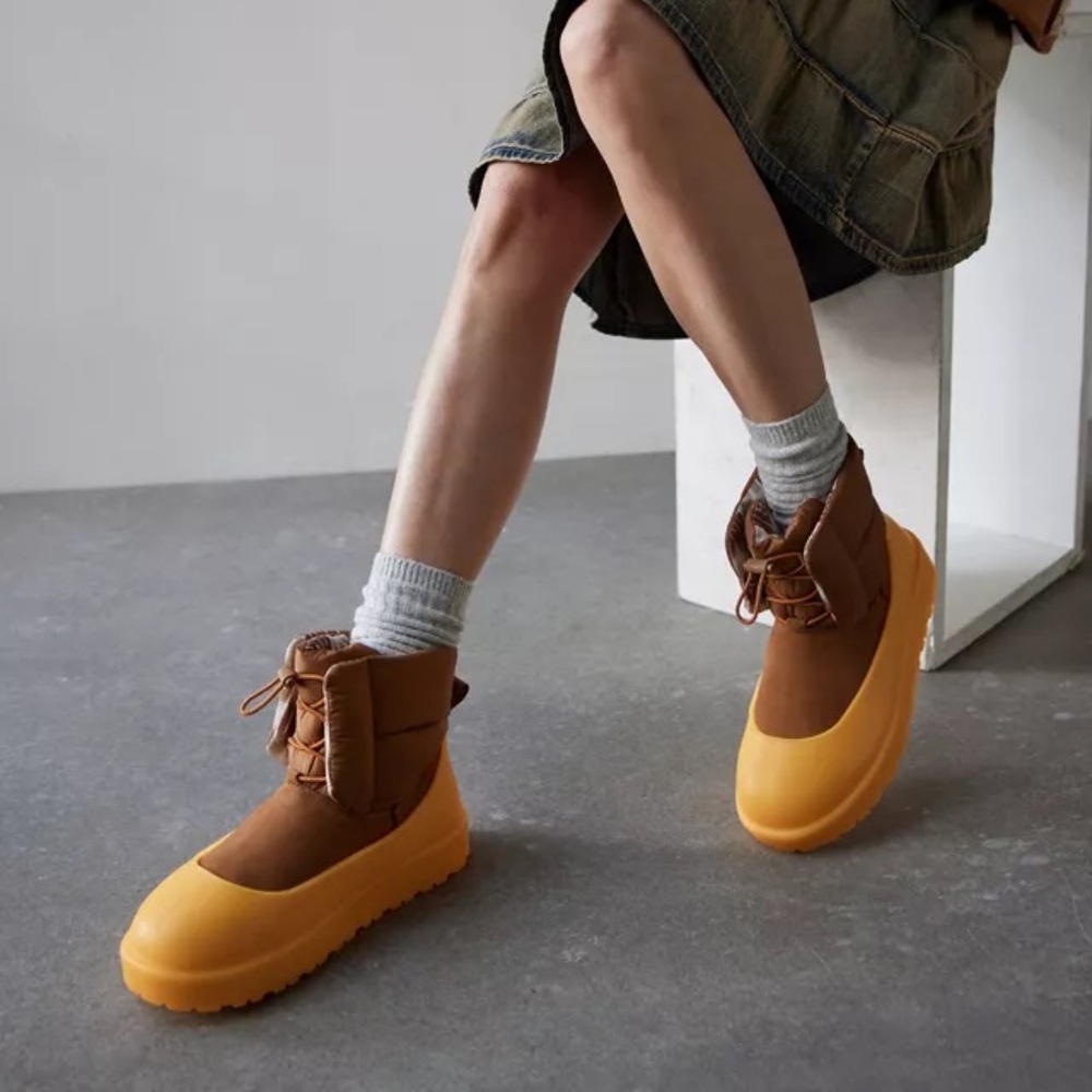 Ugg Classic Maxi Toggle Boot - image 1